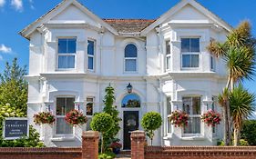 Fernhurst Holiday Apartments